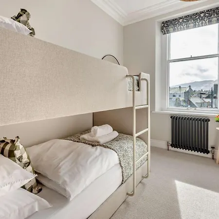 6 Bed In 94361 Nyaraló Keswick