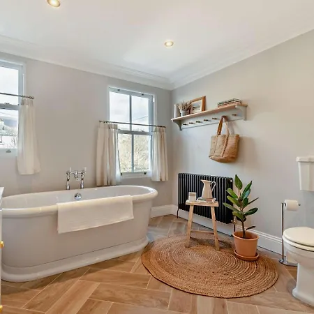 6 Bed In 94361 Nyaraló