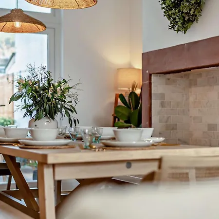 Дом отдыха 6 Bed In 94361 *