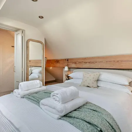 Дом отдыха 6 Bed In 94361