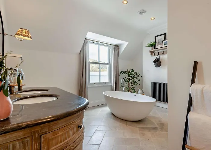 6 Bed In 94361 Holiday home