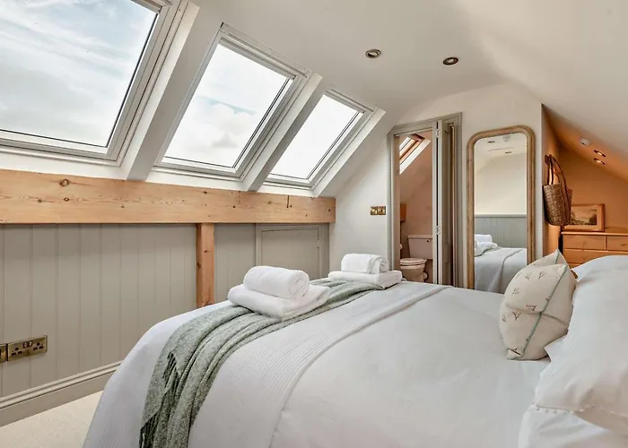 6 Bed In 94361 Holiday home